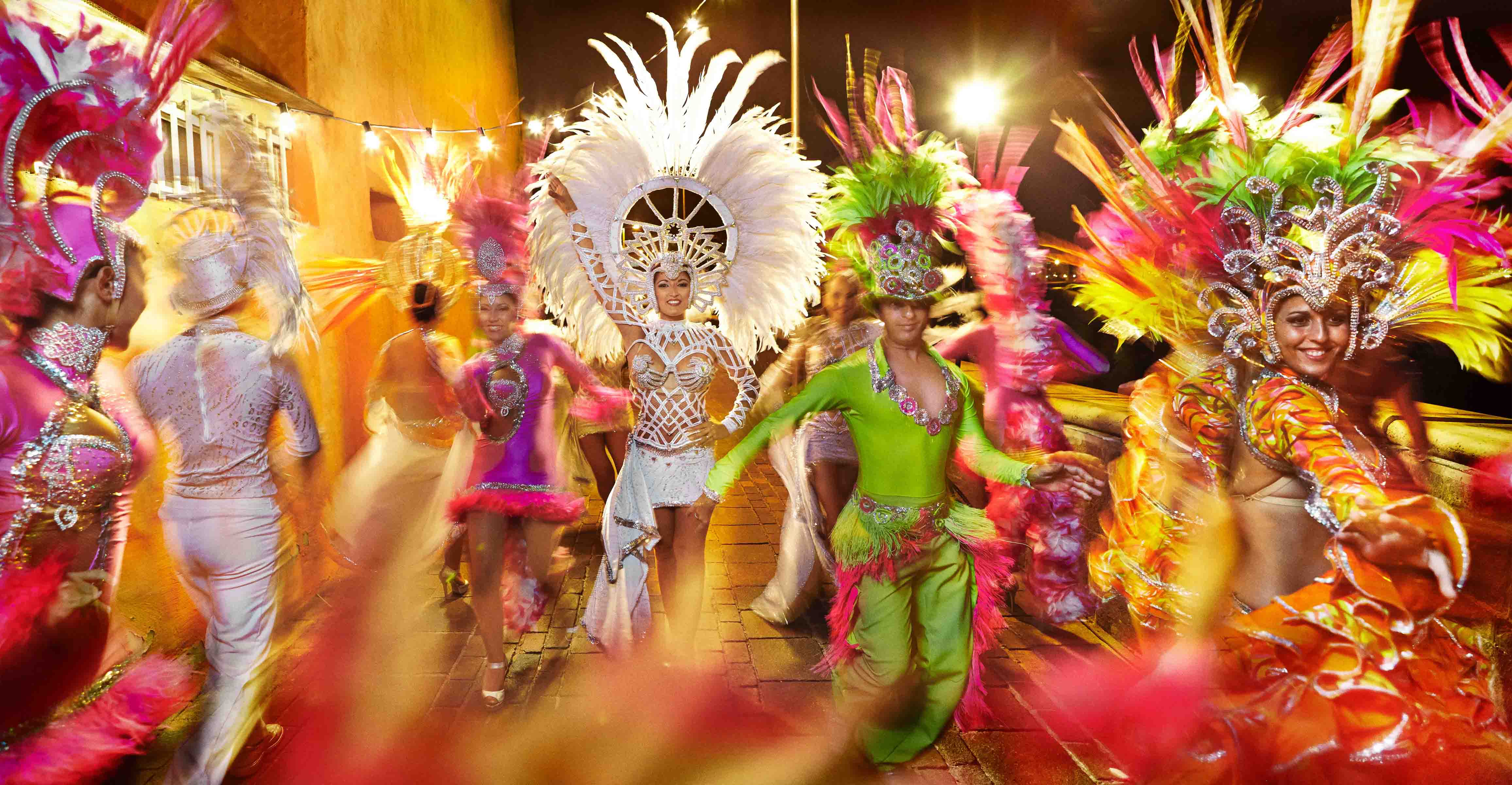 escritura Especial desierto Spring comes early with Carnival time on the Canary Islands | Canary  Islands Tourism Marketing