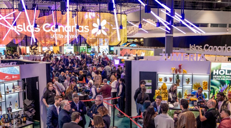 Islas Canarias recibe el premio al mejor estand en Fitur 2025