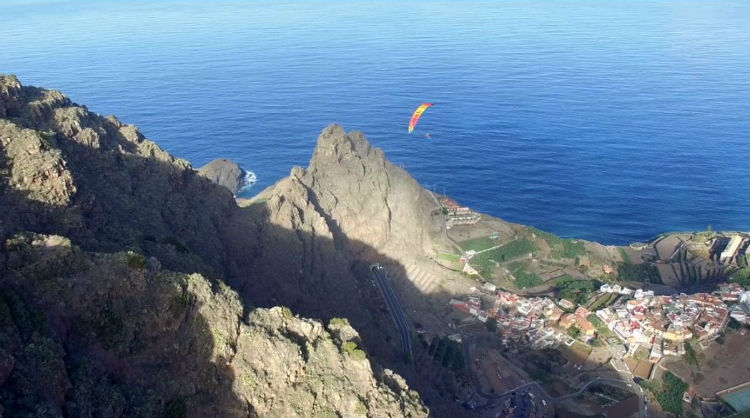 Imágenes de la acción The Flying Islands impulsada por Islas Canarias