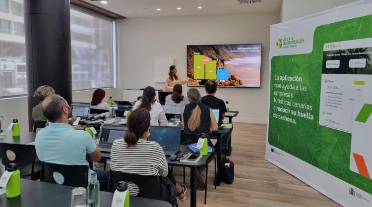 Uno de los talleres de la herramienta "Viaje a la descarbonización" celebrados en las Islas Canarias 