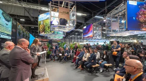 Espacio destinado a las presentaciones en el stand de Islas Canarias en Fitur