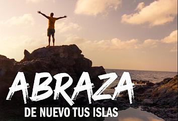 Una de las imágenes de la campaña “Abraza de nuevo tus Islas” dirigida al turismo interno