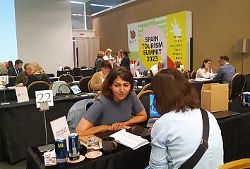 Islas Canarias se posiciona en el mercado de EEUU y Canadá en unas jornadas con agentes de viaje en Mallorca