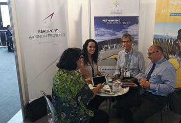 Una de las reuniones mantenidas en el foro Connect celebrado en Cerdeña