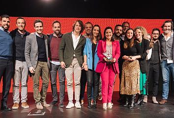 Entrega de los premios otorgados a Discovering Canary Islands por Branded Content Marketing Association