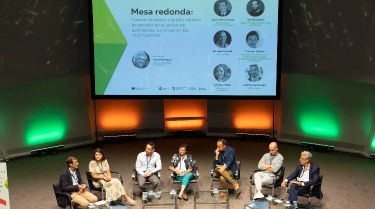 Mesa redonda del “Encuentro de innovación: retos y oportunidades en la comercialización online de experiencias turísticas” 