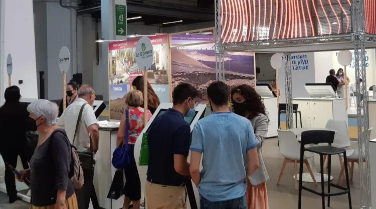Canarias participa en B-Travel para fomentar el turismo de experiencias en el mercado nacional.